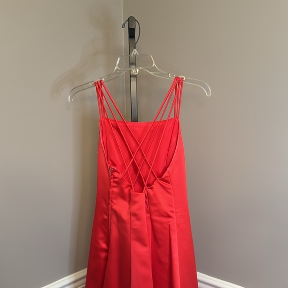 Betsy and Adam by jaslene watermelon crisscross prom dress size 6 petite - Picture 9 of 9